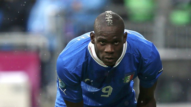 Ad: Mario Balotelli.jpg
Gösterim: 365
Boyut: 51.4 KB