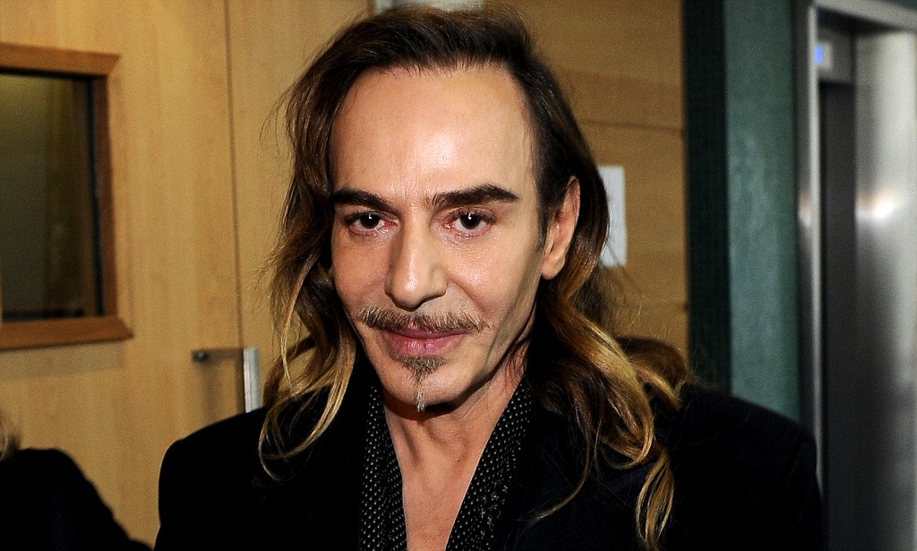 Ad: John Galliano.jpg
Gösterim: 862
Boyut: 159.8 KB
