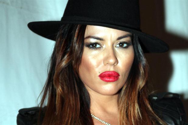 Ad: Karina Jelinek.jpg
Gösterim: 869
Boyut: 27.5 KB