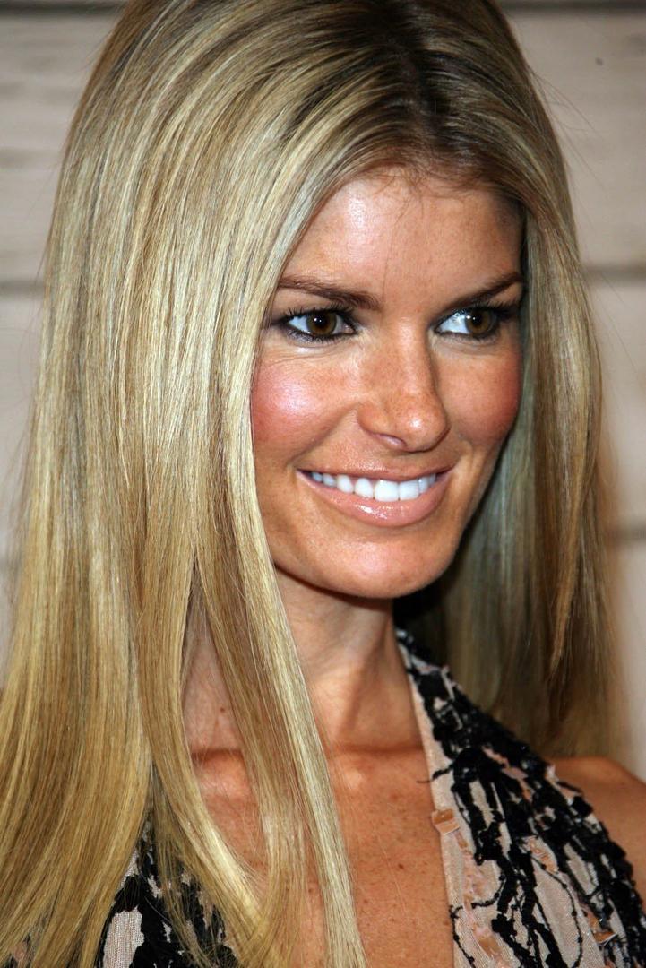 Ad:  Marisa Miller.jpg
Gsterim: 625
Boyut:  122.6 KB
