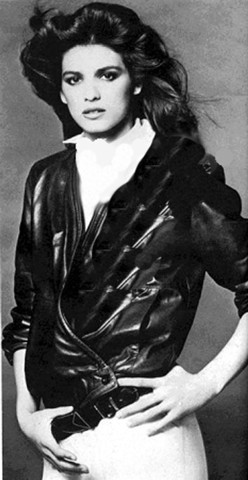 Ad: Gia Carangi.jpg
Gösterim: 2568
Boyut: 39.2 KB