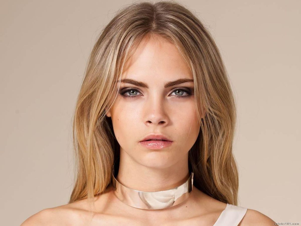 Ad: Cara Delevingne.jpg
Gösterim: 1478
Boyut: 100.3 KB