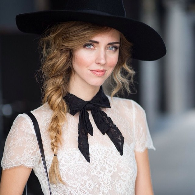 Ad:  Chiara Ferragni.jpg
Gsterim: 1764
Boyut:  76.8 KB