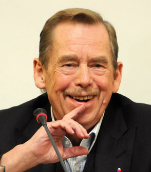 Ad:  Vaclav Havel.jpg
Gsterim: 389
Boyut:  36.0 KB