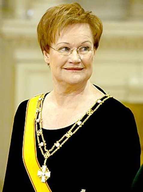 Глава государства финляндии. Тарья Халонен. Тарья Каарина Халонен.