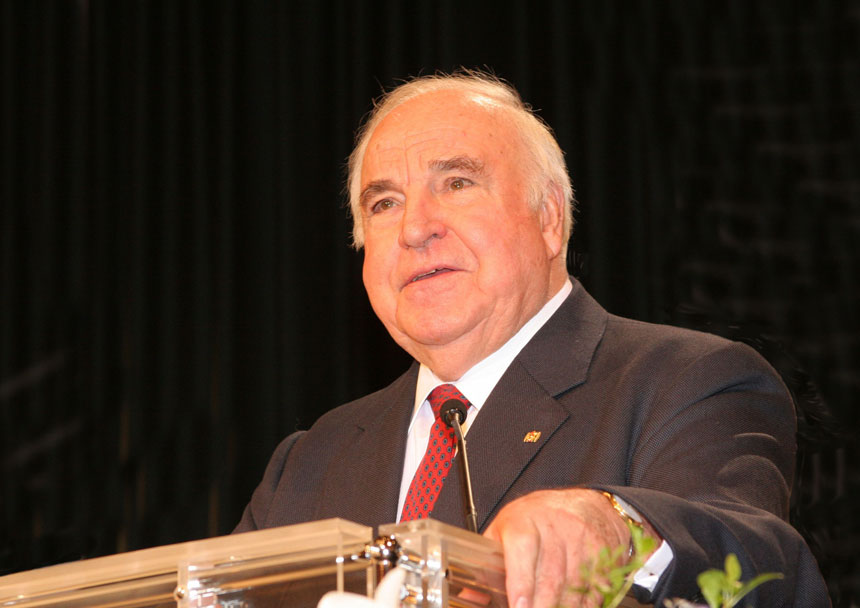 Ad:  Helmut Kohl1.jpg
Gsterim: 757
Boyut:  66.8 KB