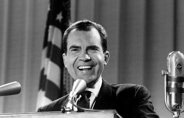 Ad: Richard Nixon2.jpg
Gösterim: 1053
Boyut: 80.6 KB
