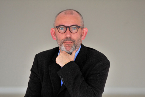 Ad:  Joost Lagendijk.jpg
Gsterim: 302
Boyut:  45.4 KB