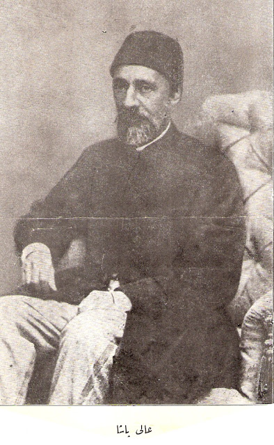 Ad:  Mehmed Emin li Paa.jpg
Gsterim: 1516
Boyut:  96.8 KB