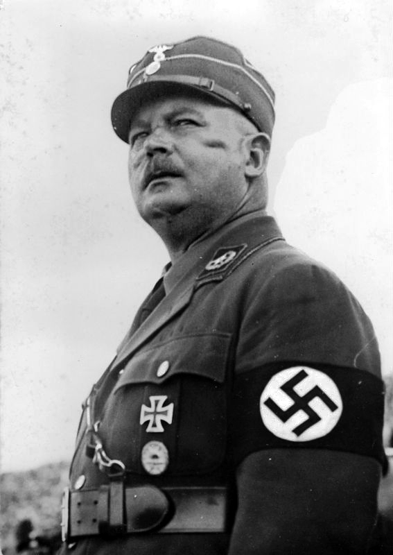 Ad: Ernst Röhm.jpg
Gösterim: 132
Boyut: 127.0 KB