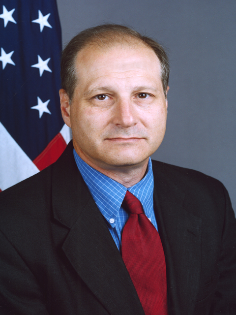 Ad: Eric Steven Edelman.jpg
Gösterim: 431
Boyut: 228.7 KB