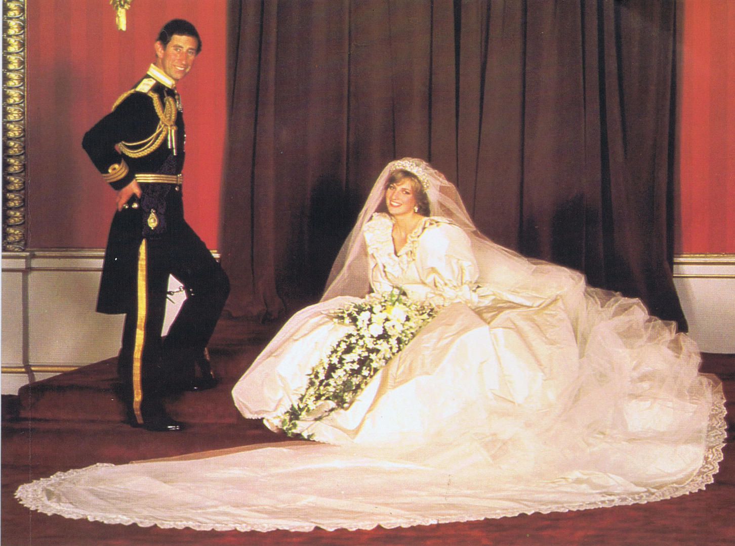 Ad: Diana Spencer3.jpg
Gösterim: 1174
Boyut: 246.7 KB