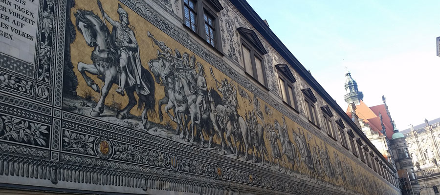 Ad:  dresden3.jpg
Gsterim: 362
Boyut:  121.5 KB