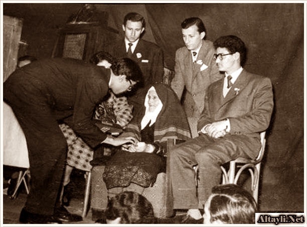 Ad:  NENE HATUN5.jpg
Gsterim: 526
Boyut:  210.2 KB