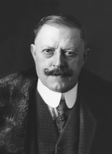 Ad: Michael Mayr.jpg
Gösterim: 417
Boyut: 30.6 KB