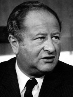 Ad: Bruno Kreisky.jpg
Gösterim: 414
Boyut: 12.0 KB