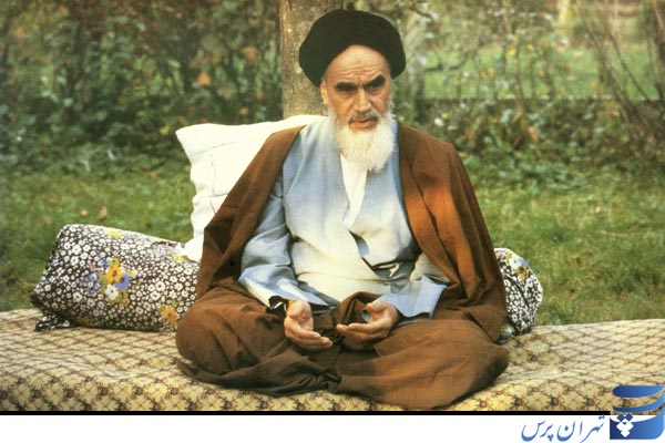 Ad:  Ruhullah Humeyni (Ayetullah Humeyni)2.jpg
Gsterim: 1876
Boyut:  54.5 KB