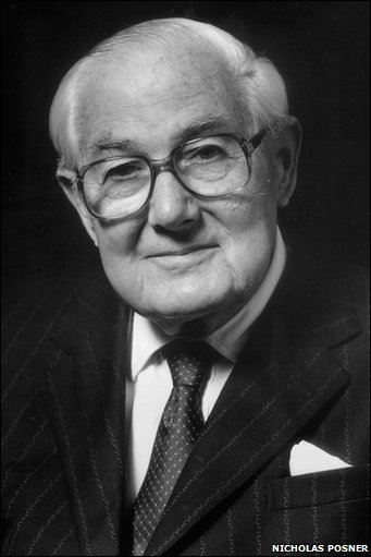 Ad: James Callaghan.jpg
Gösterim: 625
Boyut: 29.2 KB