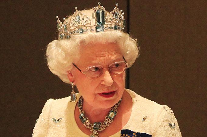 Ad: Elizabeth II8.jpg
Gösterim: 1014
Boyut: 44.4 KB