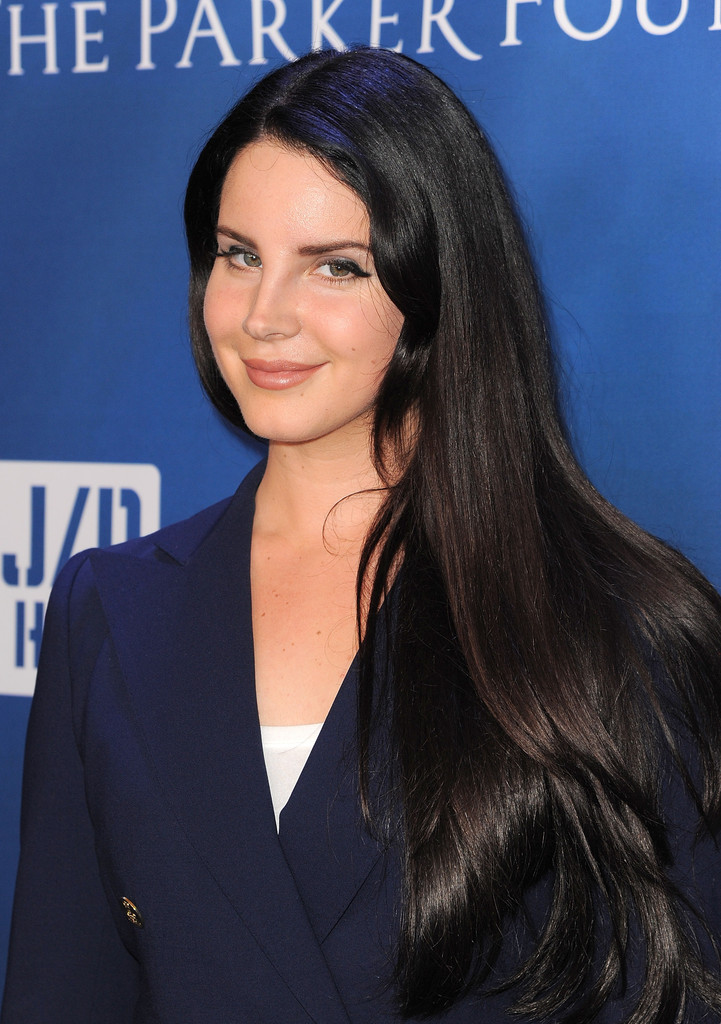 Ad: Lana+Del+Rey+5th+Annual+Sean+Penn+Friends+0vRyP2nnYiUx.jpg
Gösterim: 375
Boyut: 198.2 KB