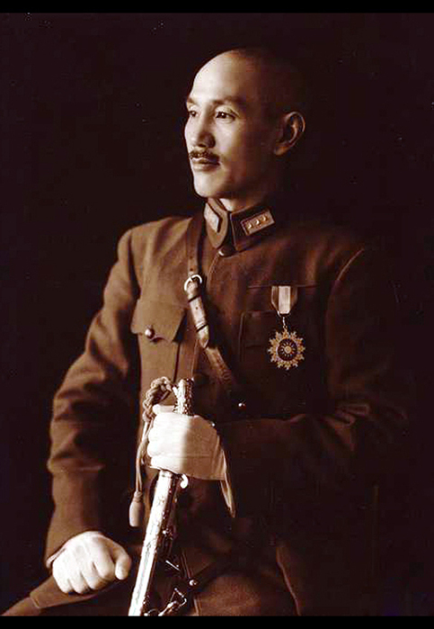 Ad:  Chiang Kai-shek.jpg
Gsterim: 585
Boyut:  201.1 KB