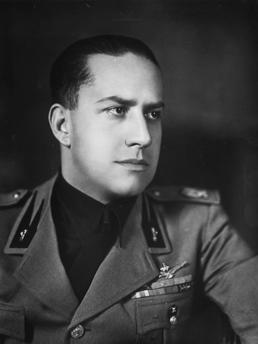 Ad: Galeazzo Ciano2.jpg
Gösterim: 1863
Boyut: 8.9 KB