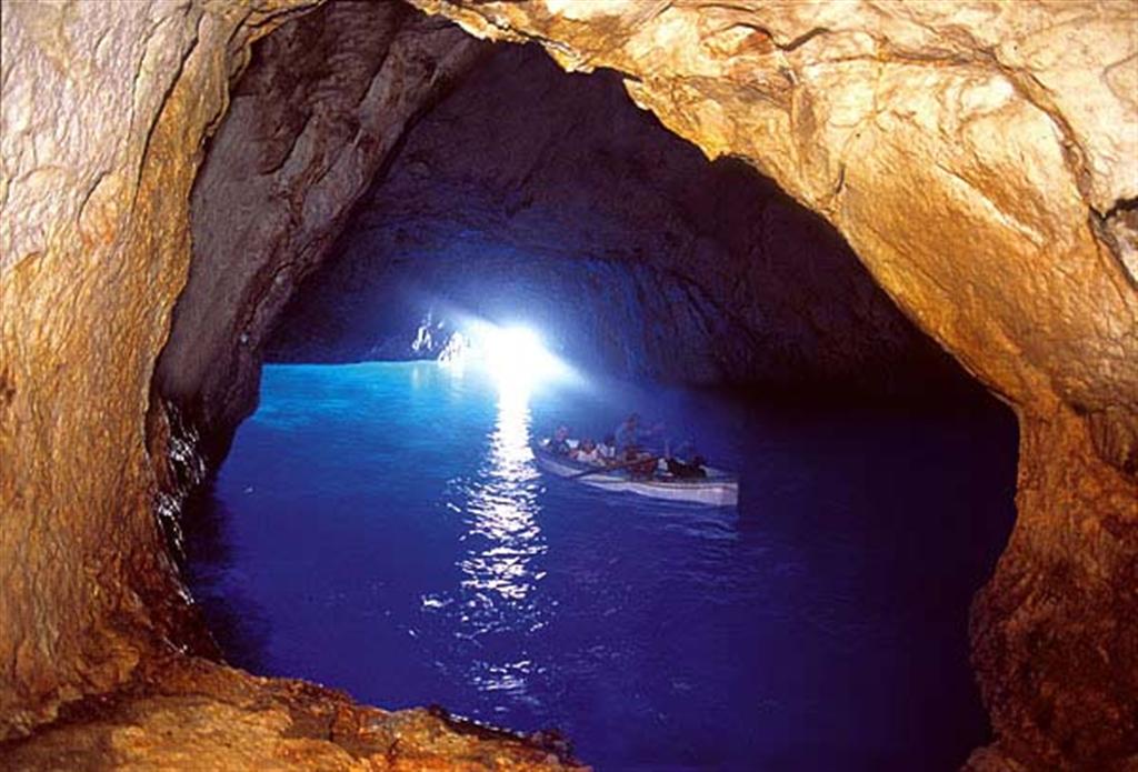 Ad:  grotto1.jpg
Gsterim: 448
Boyut:  101.0 KB