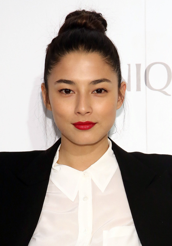 Ad:  Jessica+Gomes+Updos+Hair+Knot+6gCAQjCu9qux.jpg
Gsterim: 383
Boyut:  107.5 KB