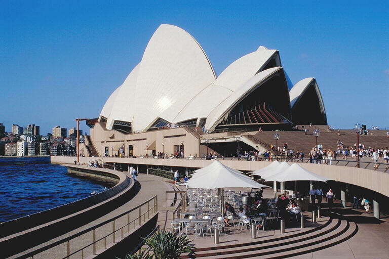 Ad: sydney_opera_house.jpg
Gösterim: 540
Boyut: 73.5 KB
