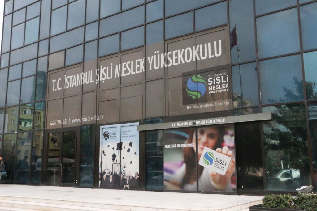 Ad:  stanbul ili Meslek Yksek Okulu.JPG
Gsterim: 6431
Boyut:  125.1 KB