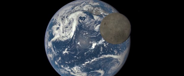 Ad: ayin-karanlik-yuzu-goruntulendi,Nk06JOMEVEO5Hwic01EiQQ.jpg
Gösterim: 224
Boyut: 25.0 KB