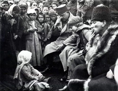 Ad: ata21.jpg
Gösterim: 1134
Boyut: 46.0 KB