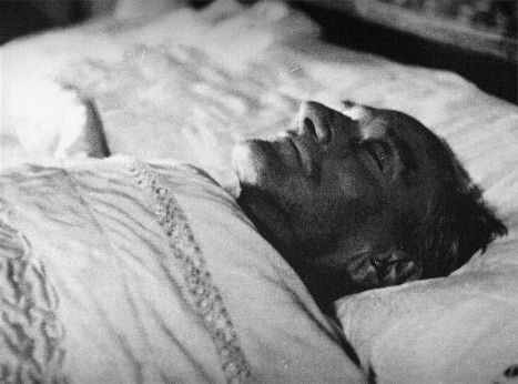 Ad:  Atatrk.jpg
Gsterim: 549
Boyut:  26.6 KB