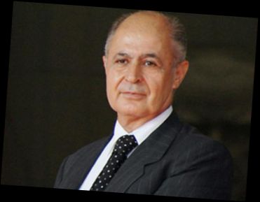 Ad:  Ahmet Necdet SEZER.jpg
Gsterim: 1220
Boyut:  10.7 KB