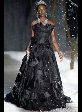 Siyah Gelinlik Modelleri