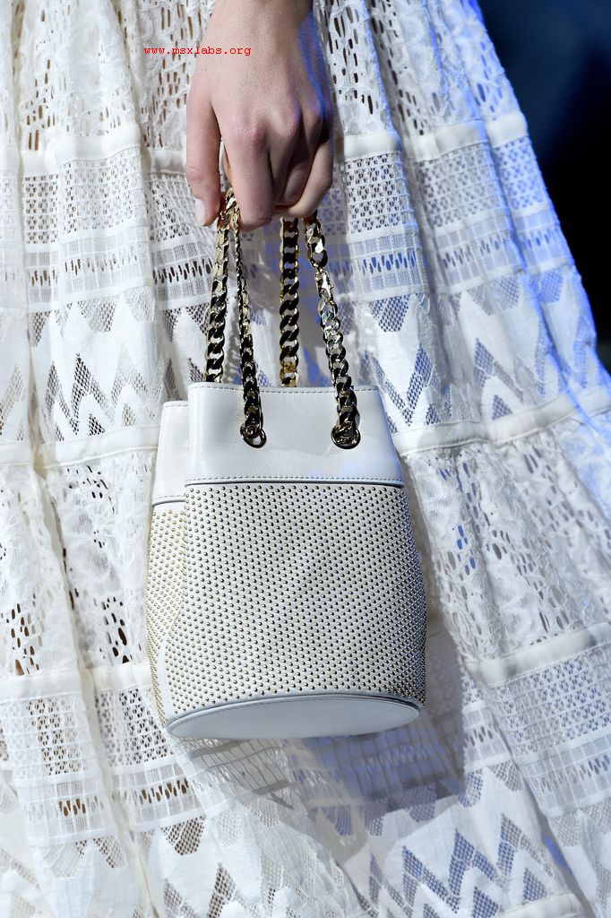 Ad: çanta4.jpg
Gösterim: 409
Boyut: 168.1 KB