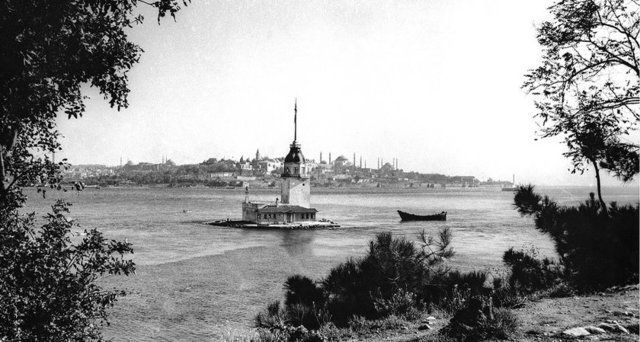 Ad:  Eski stanbul Resimleri.jpg
Gsterim: 778
Boyut:  54.9 KB