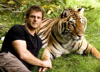 Ad: dave_salmoni.jpg
Gösterim: 703
Boyut: 23.8 KB Ad: dave_salmoni.jpg
Gösterim: 703
Boyut: 23.8 KB