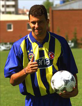 Ad: Washington Stecanela Cerqueira.jpg
Gösterim: 612
Boyut: 32.1 KB