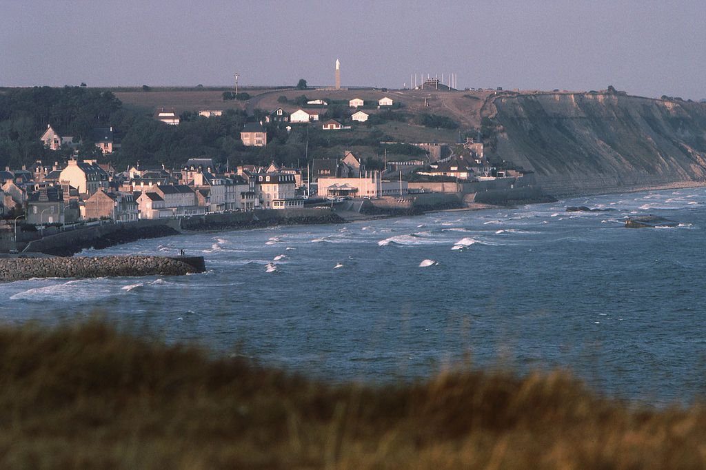 Ad:  1024px-Arromanches_View_from_Cap_Manvieux_1_90.jpg
Gsterim: 266
Boyut:  111.8 KB
