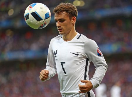 Ad:  Antoine+Griezmann+Switzerland+v+France+Group+icrxMtNrPv7x.jpg
Gsterim: 1366
Boyut:  22.9 KB