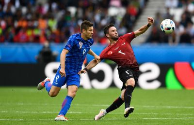 Ad:  Gokhan+Gonul+Turkey+v+Croatia+Group+UEFA+Euro+8EtKXJ_KJzSx.jpg
Gsterim: 304
Boyut:  21.6 KB
