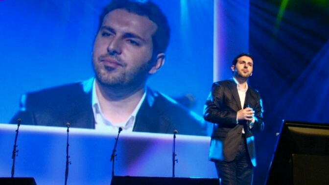 Ad: mesut kurtis.jpg
Gösterim: 747
Boyut: 161.7 KB