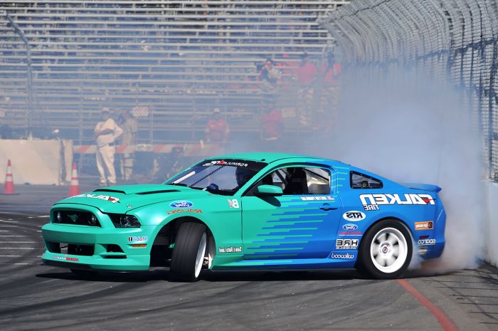 Ad:  01-jtp-falken-mustang-2013.jpg
Gsterim: 737
Boyut:  78.8 KB