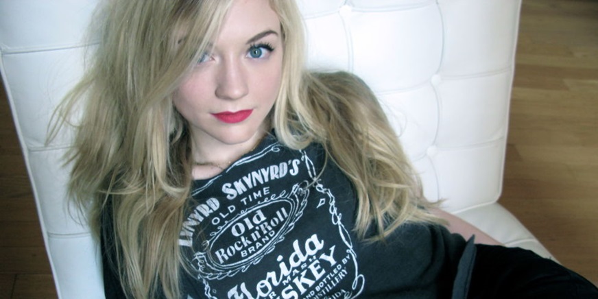Ad:  emily-kinney2.jpg
Gsterim: 243
Boyut:  98.0 KB