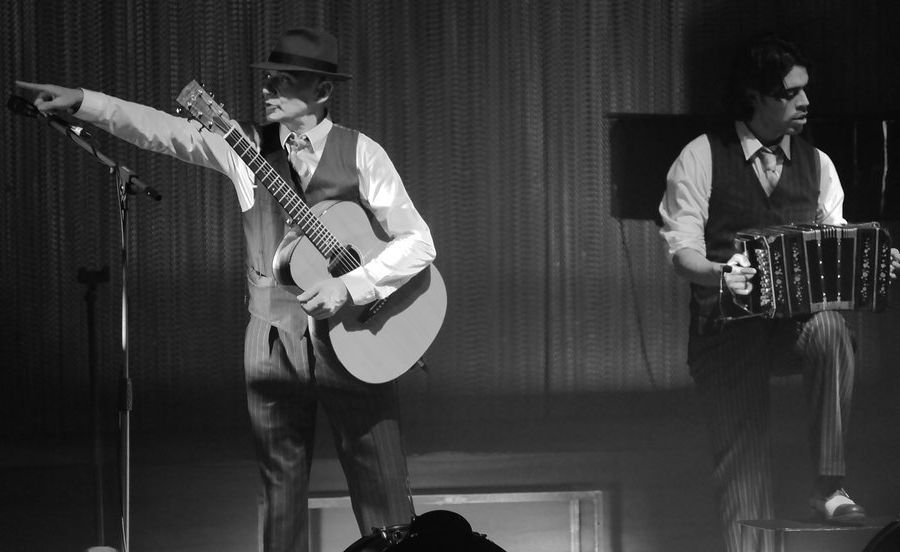 Ad: Gotan Project2.jpg
Gösterim: 615
Boyut: 57.9 KB