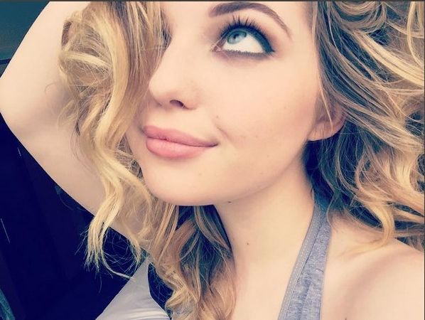 Ad:  sammi gz resmi.jpg
Gsterim: 357
Boyut:  48.7 KB