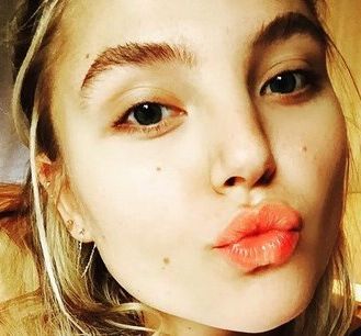 Ad:  rachel dudak.jpg
Gsterim: 412
Boyut:  21.5 KB