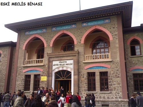 Ad:  eski meclis.jpg
Gsterim: 1686
Boyut:  83.6 KB