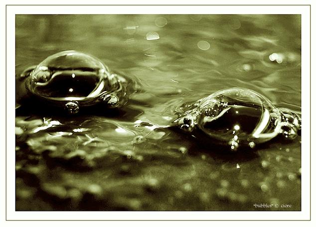 Ad:  bubbles.jpg
Gsterim: 226
Boyut:  49.2 KB